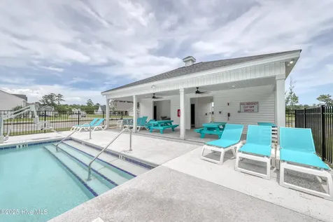242 Mayflower Drive NW Calabash NC 28467