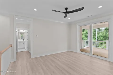 633 Vale Drive Wilmington NC 28411