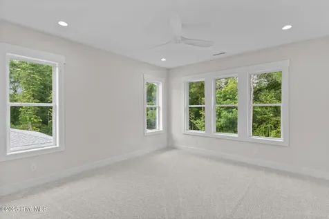 633 Vale Drive Wilmington NC 28411