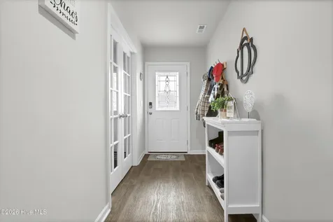 609 Ava Street New Bern NC 28560