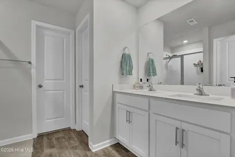 609 Ava Street New Bern NC 28560