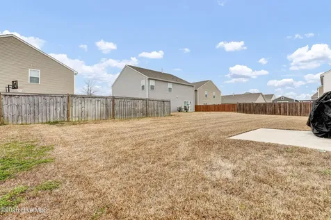 609 Ava Street New Bern NC 28560
