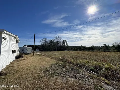 3027 Highway 58 N Trenton NC 28585