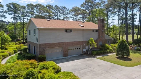 311 Lord Granville Drive Morehead City NC 28557