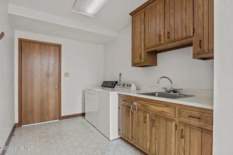 311 Lord Granville Drive Morehead City NC 28557