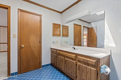 311 Lord Granville Drive Morehead City NC 28557