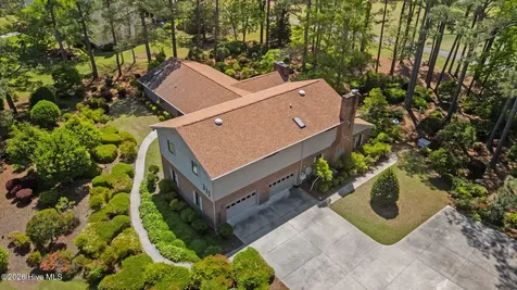 311 Lord Granville Drive Morehead City NC 28557