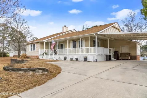 9209 Hornigold Avenue Oriental NC 28571