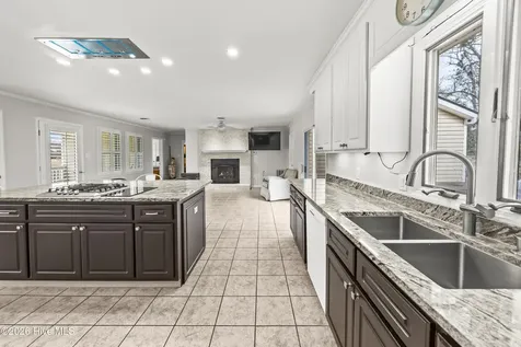 9209 Hornigold Avenue Oriental NC 28571