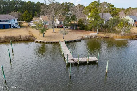 9209 Hornigold Avenue Oriental NC 28571