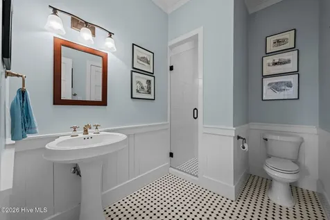 203 Vandemere Street Oriental NC 28571