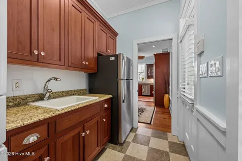 203 Vandemere Street Oriental NC 28571