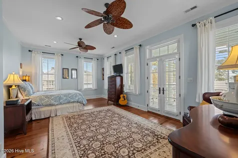 203 Vandemere Street Oriental NC 28571