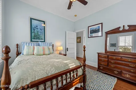 203 Vandemere Street Oriental NC 28571