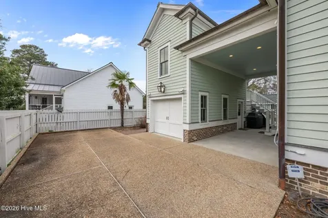 203 Vandemere Street Oriental NC 28571