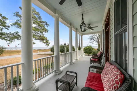 203 Vandemere Street Oriental NC 28571