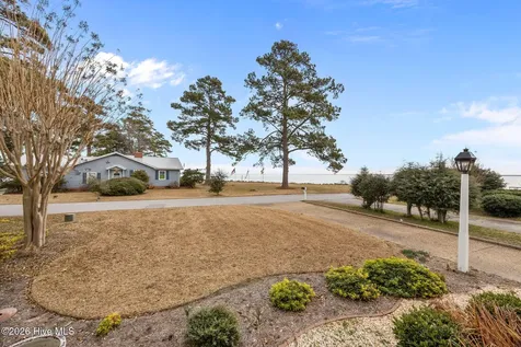 203 Vandemere Street Oriental NC 28571