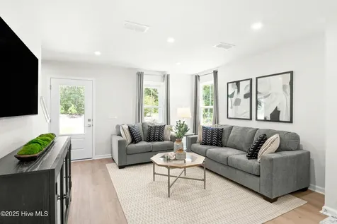 684 Savinwood Trail NE Bolivia NC 28422