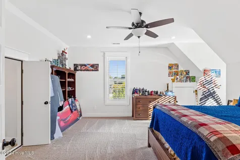 283 Ballast Point Road Hampstead NC 28443