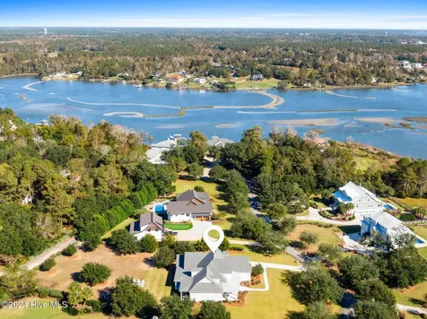 283 Ballast Point Road Hampstead NC 28443