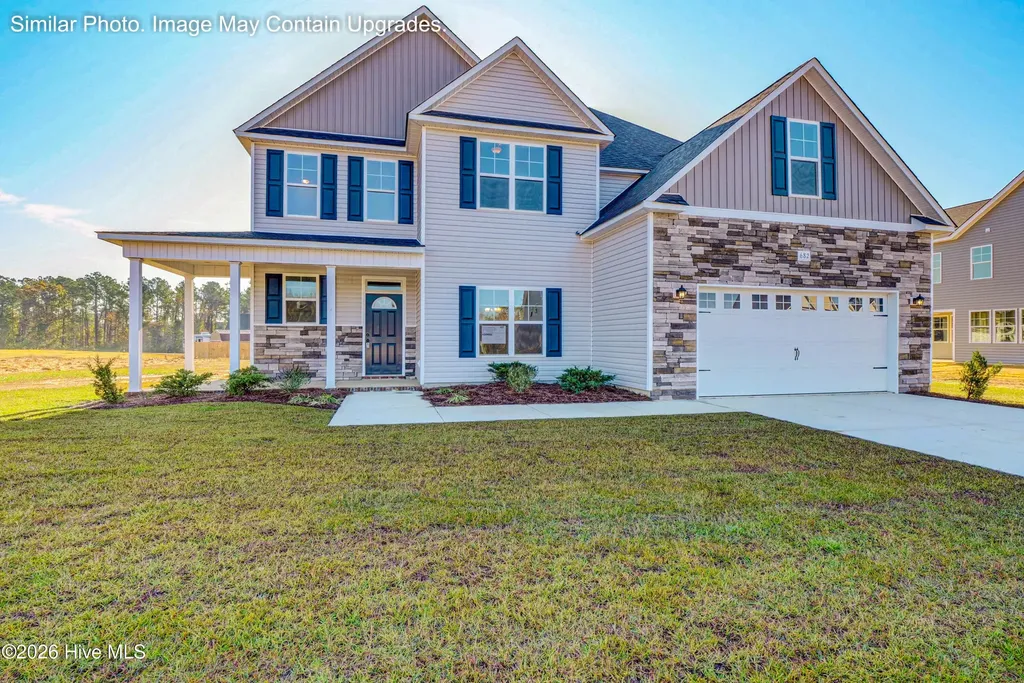 815 Tupelo Tree Drive Hubert NC 28539