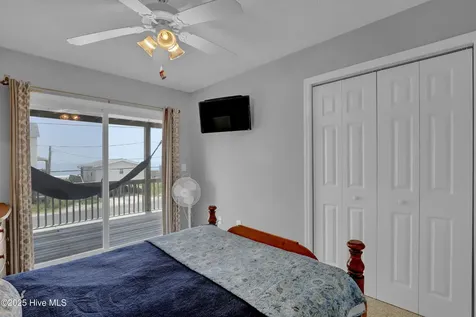 2305 S Shore Drive Surf City NC 28445