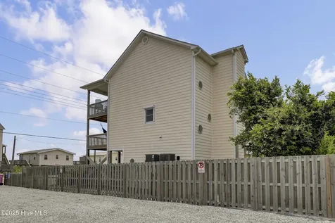 2305 S Shore Drive Surf City NC 28445