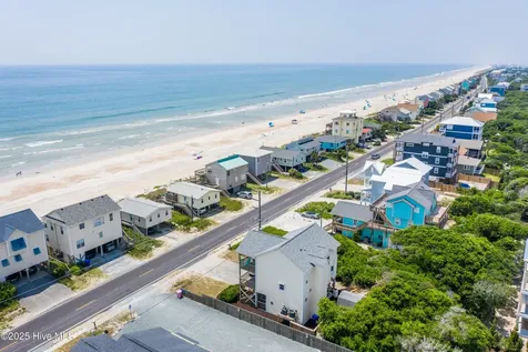 2305 S Shore Drive Surf City NC 28445
