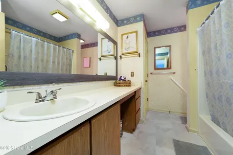 6318 Albatross Drive New Bern NC 28560