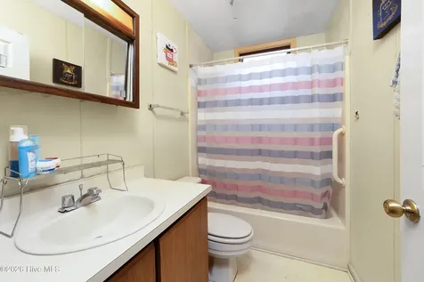 6318 Albatross Drive New Bern NC 28560
