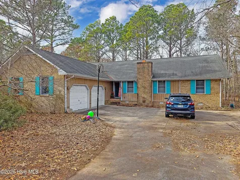 6318 Albatross Drive New Bern NC 28560