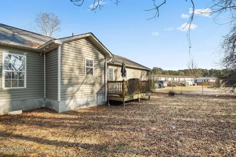 98 Meadow Farms Road Richlands NC 28574