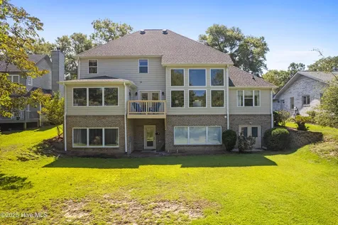 512 Medcalf Drive SW Sunset Beach NC 28468