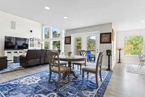 512 Medcalf Drive SW Sunset Beach NC 28468