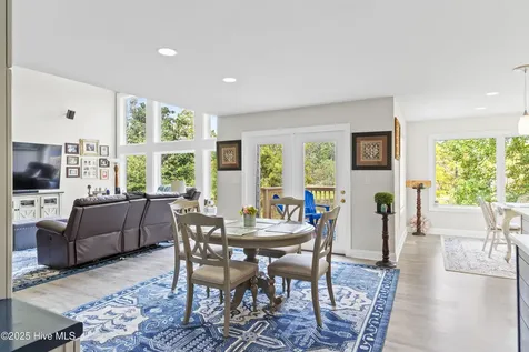 512 Medcalf Drive SW Sunset Beach NC 28468