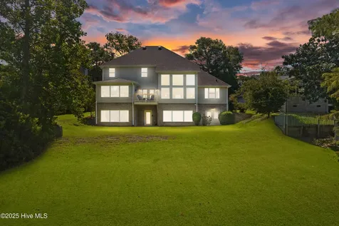 512 Medcalf Drive SW Sunset Beach NC 28468