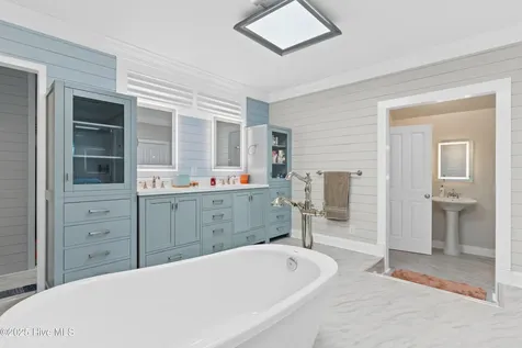 512 Medcalf Drive SW Sunset Beach NC 28468