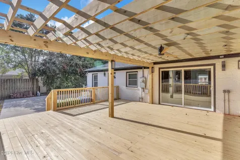 122 Devonshire Lane Wilmington NC 28409