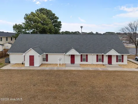 125 Oakmont Drive Greenville NC 27858