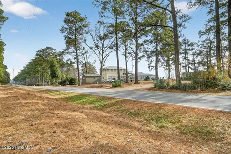 2162 Old Pamlico Beach Road W Belhaven NC 27810