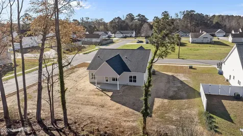 333 Mangrove Court Ayden NC 28513