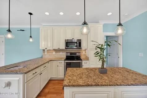 229 NE 43rd Street Oak Island NC 28465