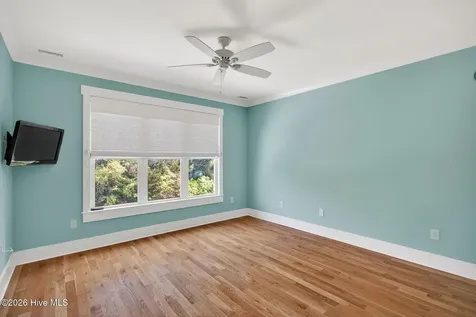 229 NE 43rd Street Oak Island NC 28465