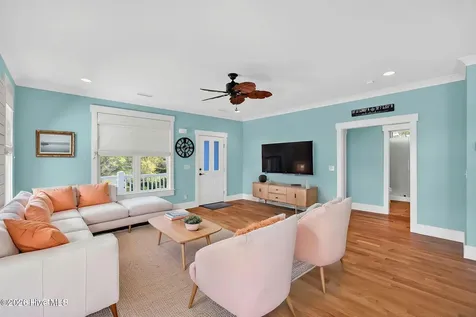 229 NE 43rd Street Oak Island NC 28465
