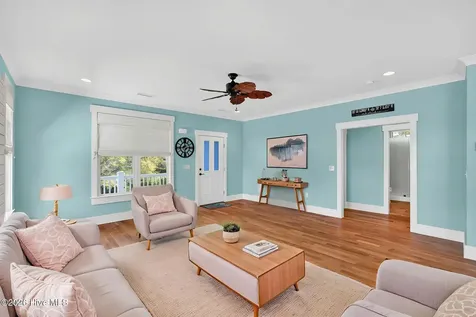 229 NE 43rd Street Oak Island NC 28465