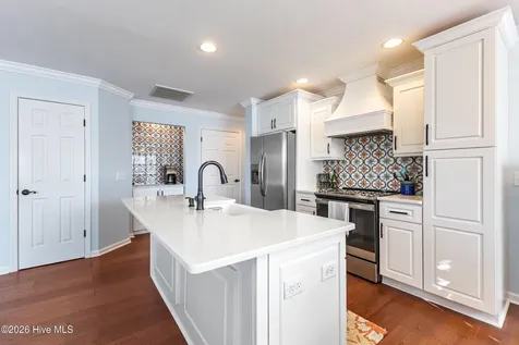 3350 Club Villas Drive Southport NC 28461