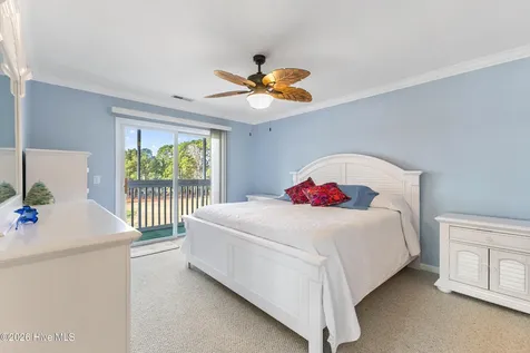 3350 Club Villas Drive Southport NC 28461