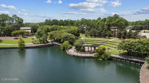 3350 Club Villas Drive Southport NC 28461