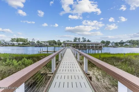 3350 Club Villas Drive Southport NC 28461