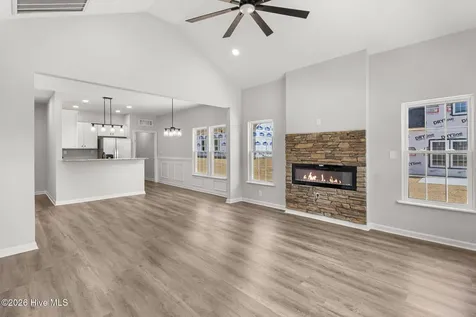 802 Holmes Street Clinton NC 28328